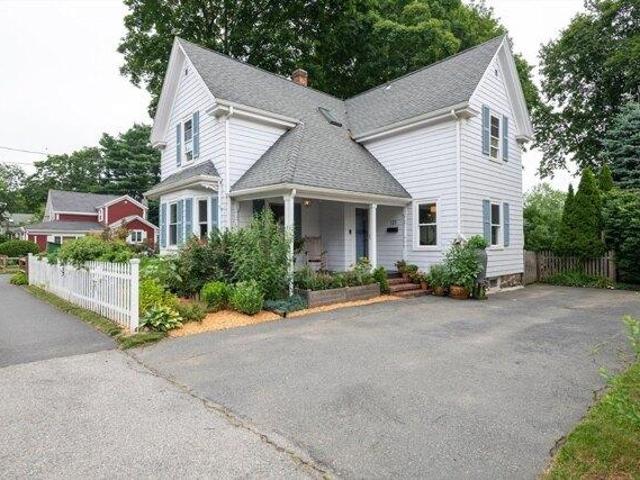 House for sale in South Hamilton, Massachusetts