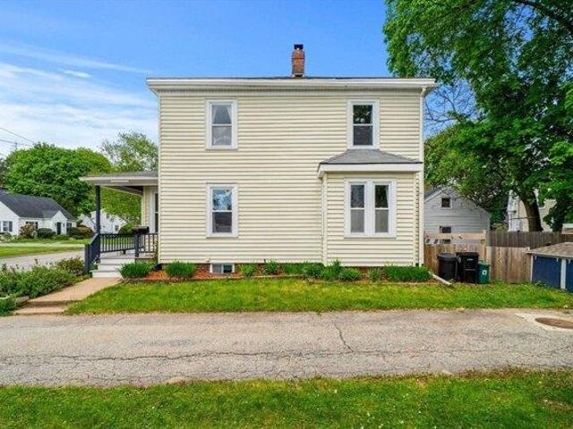 House for sale in South Hamilton, Massachusetts