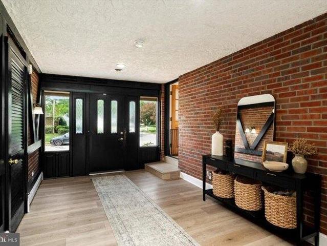 House for sale in Crosswicks, New Jersey