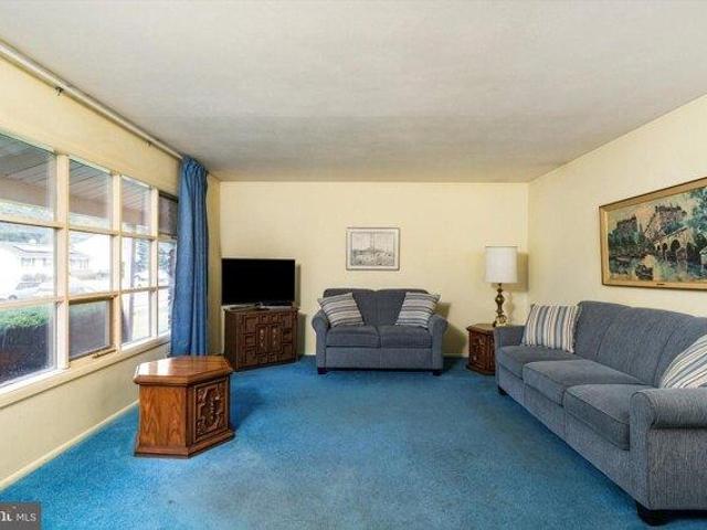 House for sale in Crosswicks, New Jersey
