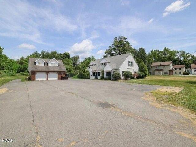 House for sale in Hamlin, Pennsylvania