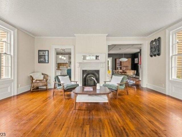 House for sale in Hampton, New Jersey