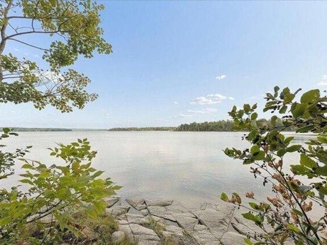 House for sale in Hancock, Hancock County