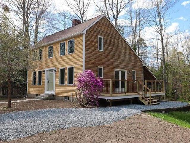 House for sale in Hancock, Hancock County