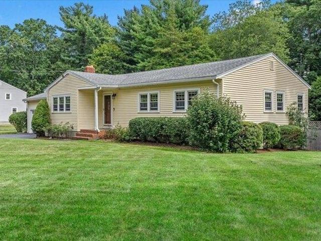 House for sale in Hanover Center, Hanover