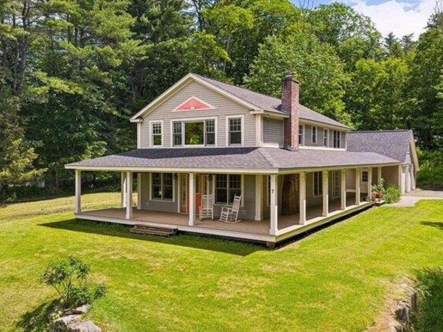 House for sale in New Hampshire