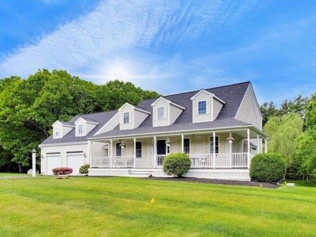 House for sale in Hanson, Massachusetts
