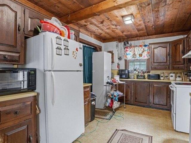 House for sale in Hanson, Massachusetts