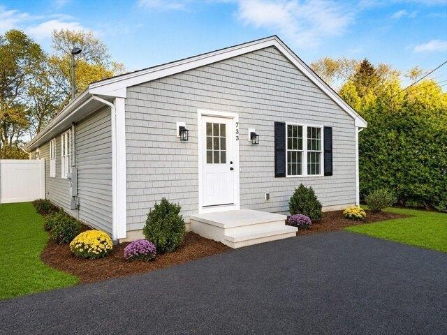House for sale in Hanson, Massachusetts