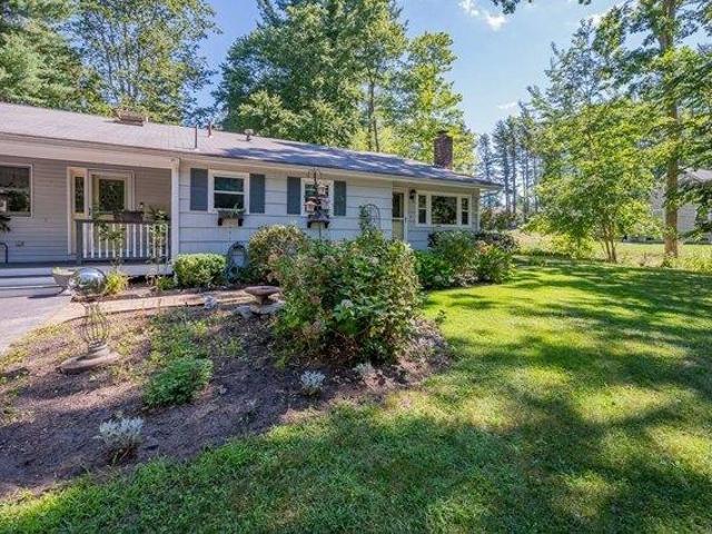 House for sale in Hanson, Massachusetts
