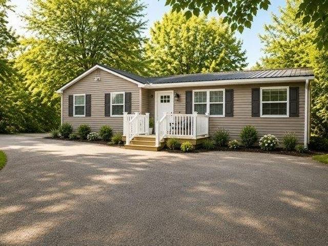 House for sale in Harborcreek, Pennsylvania
