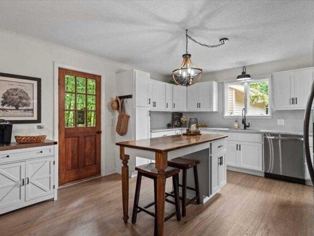 House for sale in Hardwick, Massachusetts