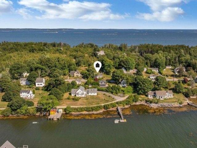 House for sale in Bailey Island, Maine