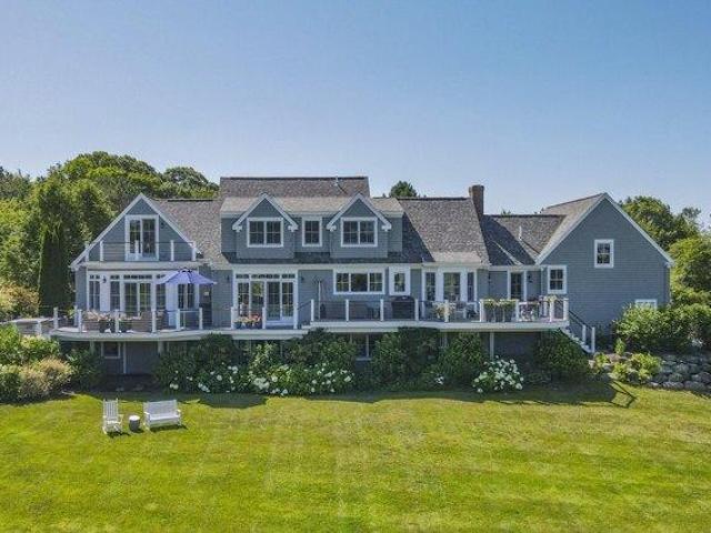 House for sale in Bailey Island, Maine