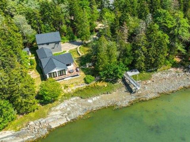 House for sale in Bailey Island, Maine