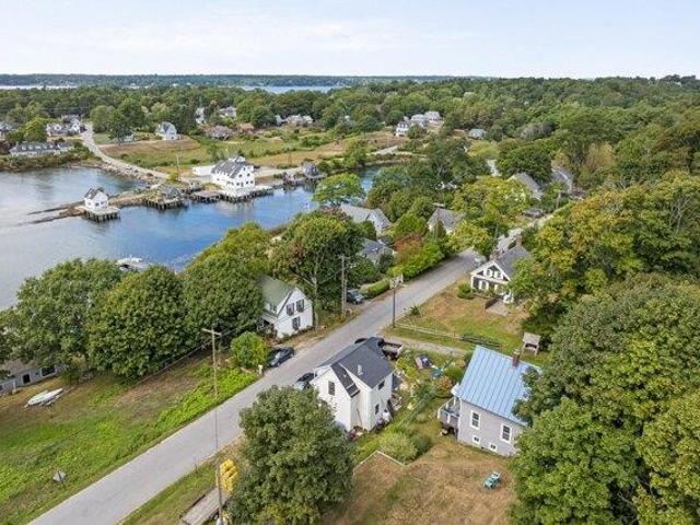 House for sale in Bailey Island, Maine