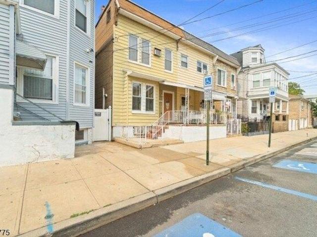 House for sale in Hudson, New Jersey