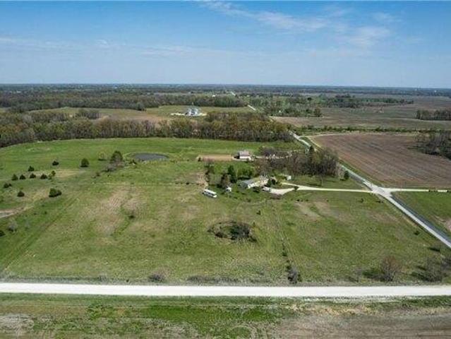 House for sale in Harrisonville, Missouri