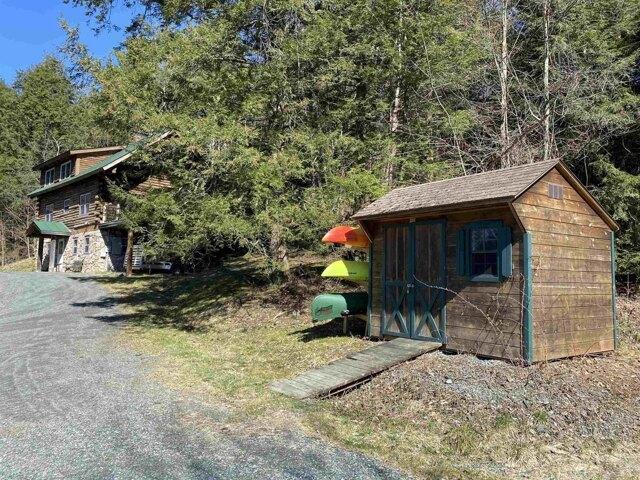 House for sale in Plantsville, Vermont