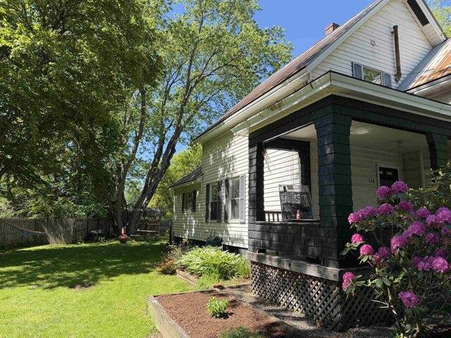 House for sale in Plantsville, Vermont