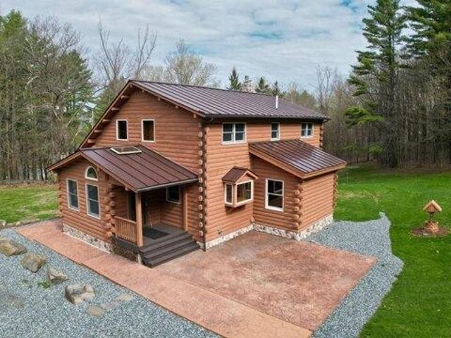 House for sale in Plantsville, Vermont