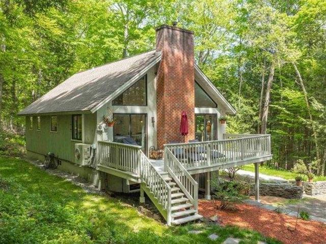 House for sale in Plantsville, Vermont