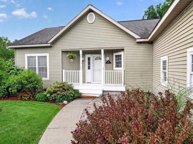 House for sale in Plantsville, Vermont