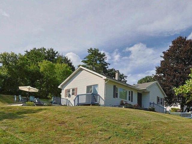 House for sale in Plantsville, Vermont