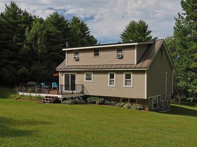 House for sale in Plantsville, Vermont