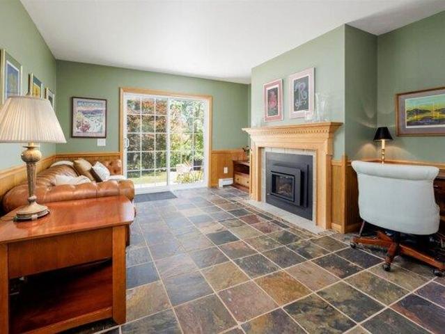 House for sale in Plantsville, Vermont