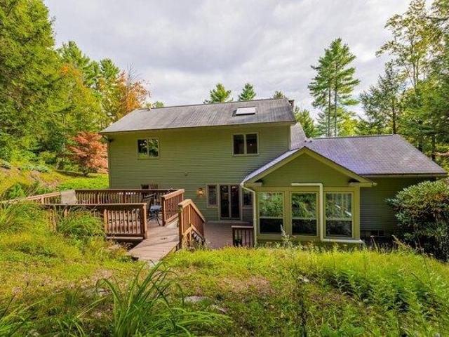 House for sale in Hartford, Windsor County