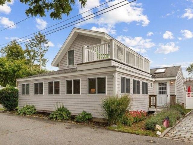 House for sale in Harwich Port, Harwich