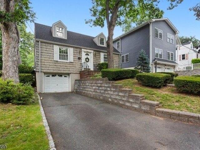 House for sale in Hasbrouck Heights, Bergen County