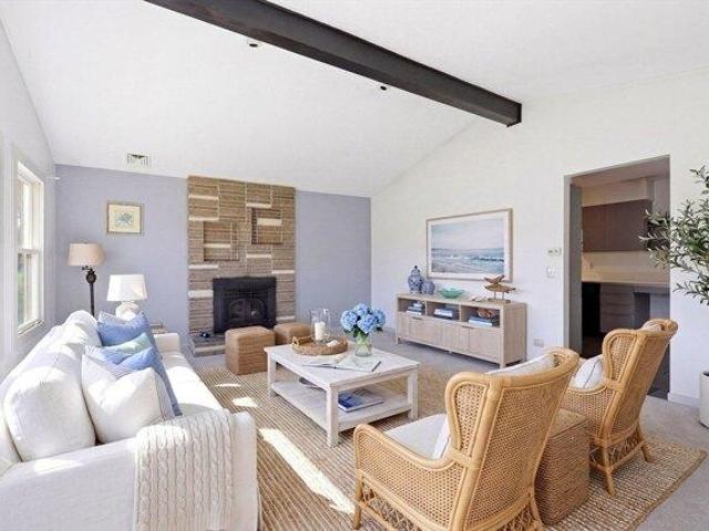 House for sale in Hatfield, Massachusetts