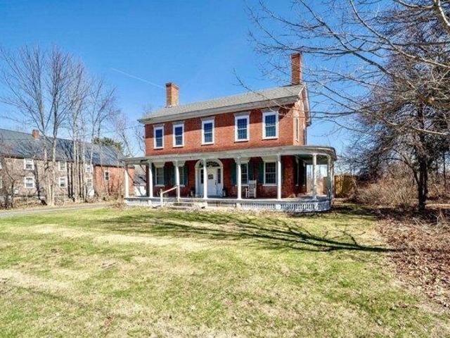 House for sale in New Hampshire