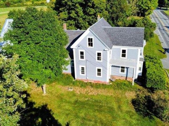 House for sale in New Hampshire