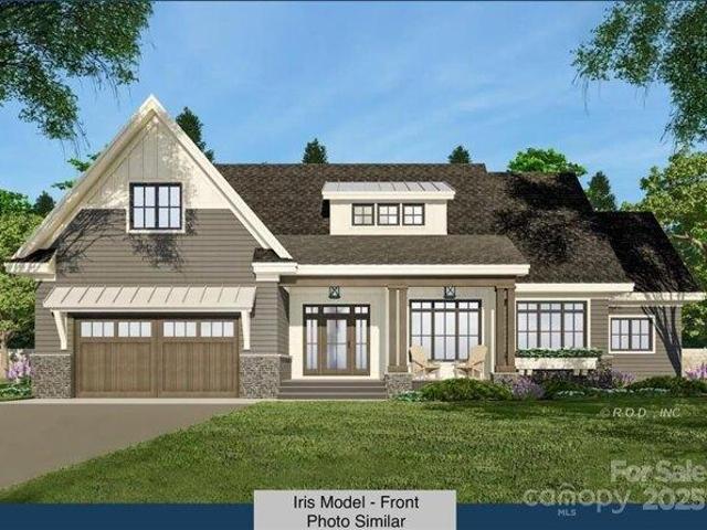 House for sale in East Flat Rock, North Carolina