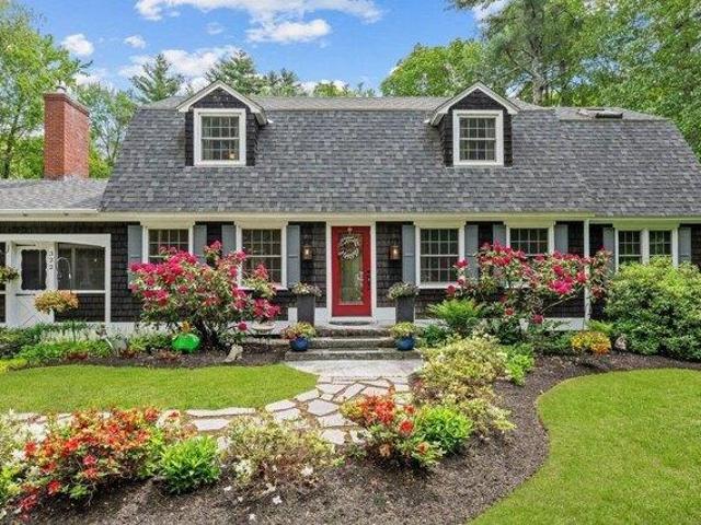 House for sale in New Hampshire