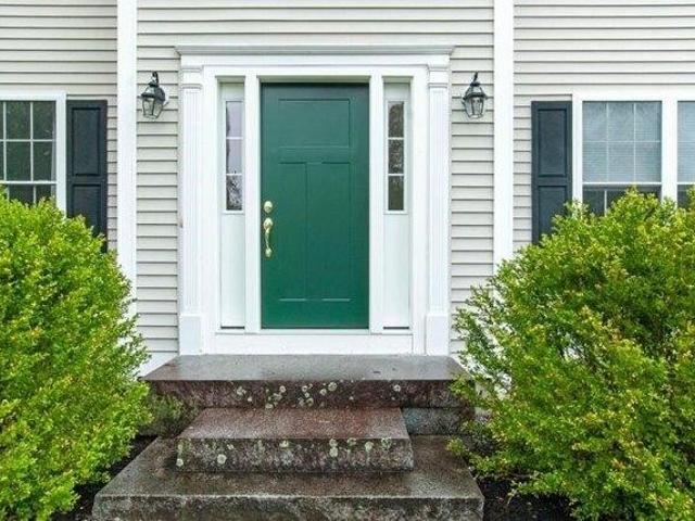 House for sale in New Hampshire