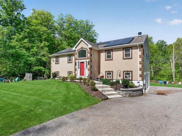 House for sale in Cornwall, New York