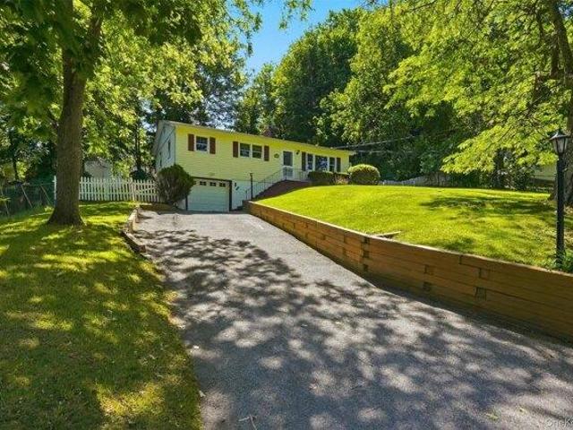 House for sale in Highland Mills, New York