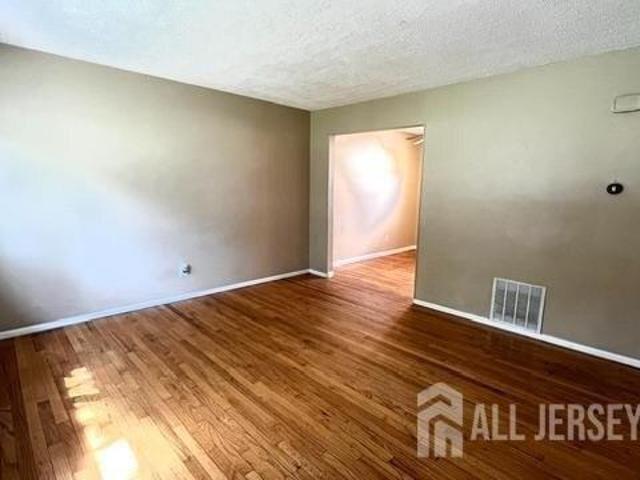House for sale in Highland Park, New Jersey