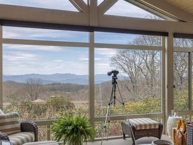 House for sale in Highlands, North Carolina