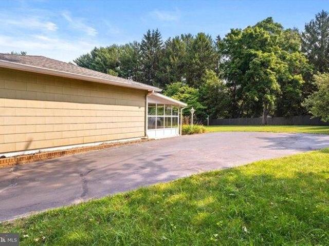 House for sale in Windsor, New Jersey
