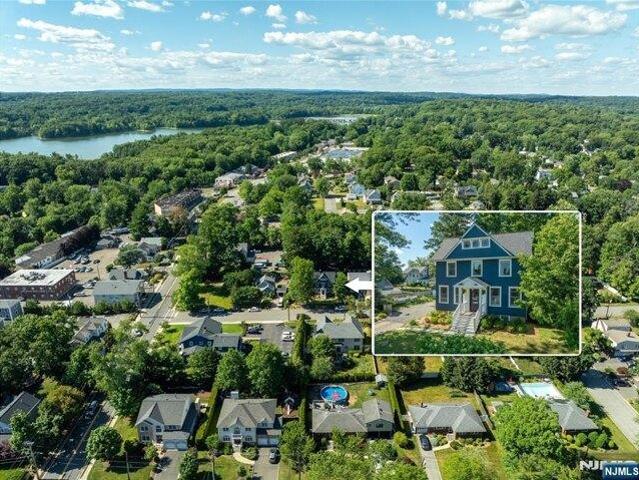 House for sale in Hillsdale, New Jersey
