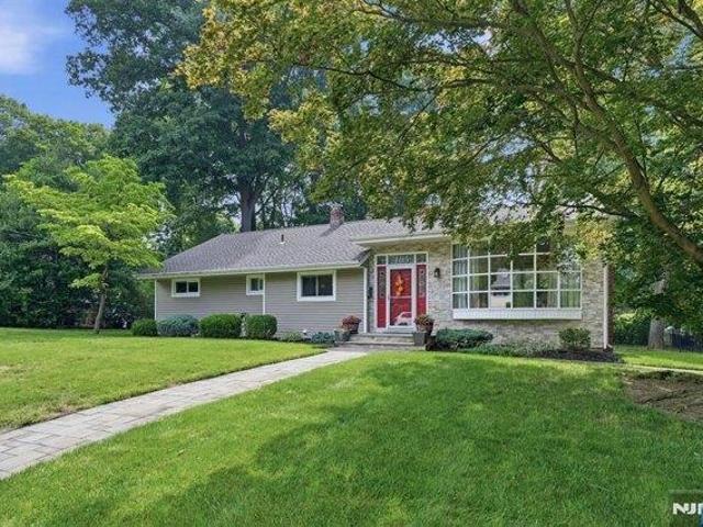 House for sale in Hillsdale, New Jersey