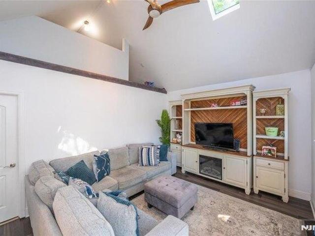 House for sale in Hillsdale, New Jersey