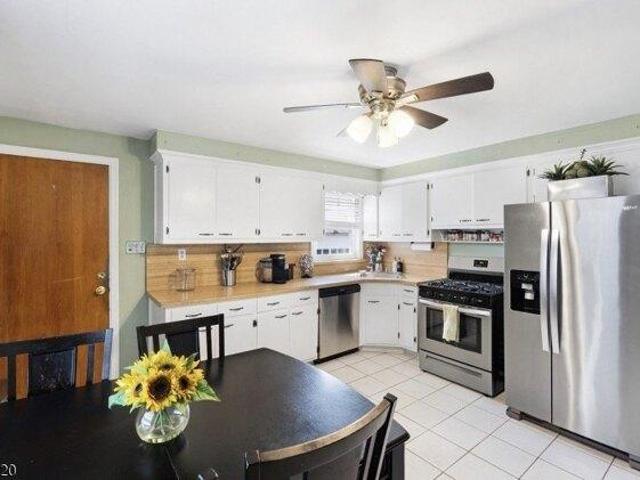 House for sale in Hillside, New Jersey