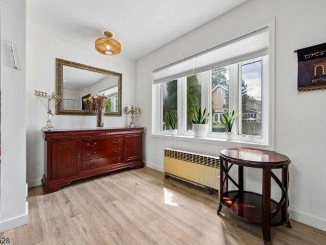 House for sale in Hillside, New Jersey