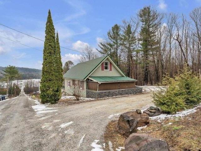House for sale in Hinesburg, Vermont